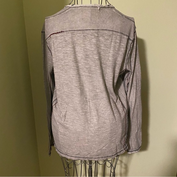 Buckle Black Label Vintage Look Henley Style Long Sleeve Athletic Fit Shirt - Picture 5 of 6